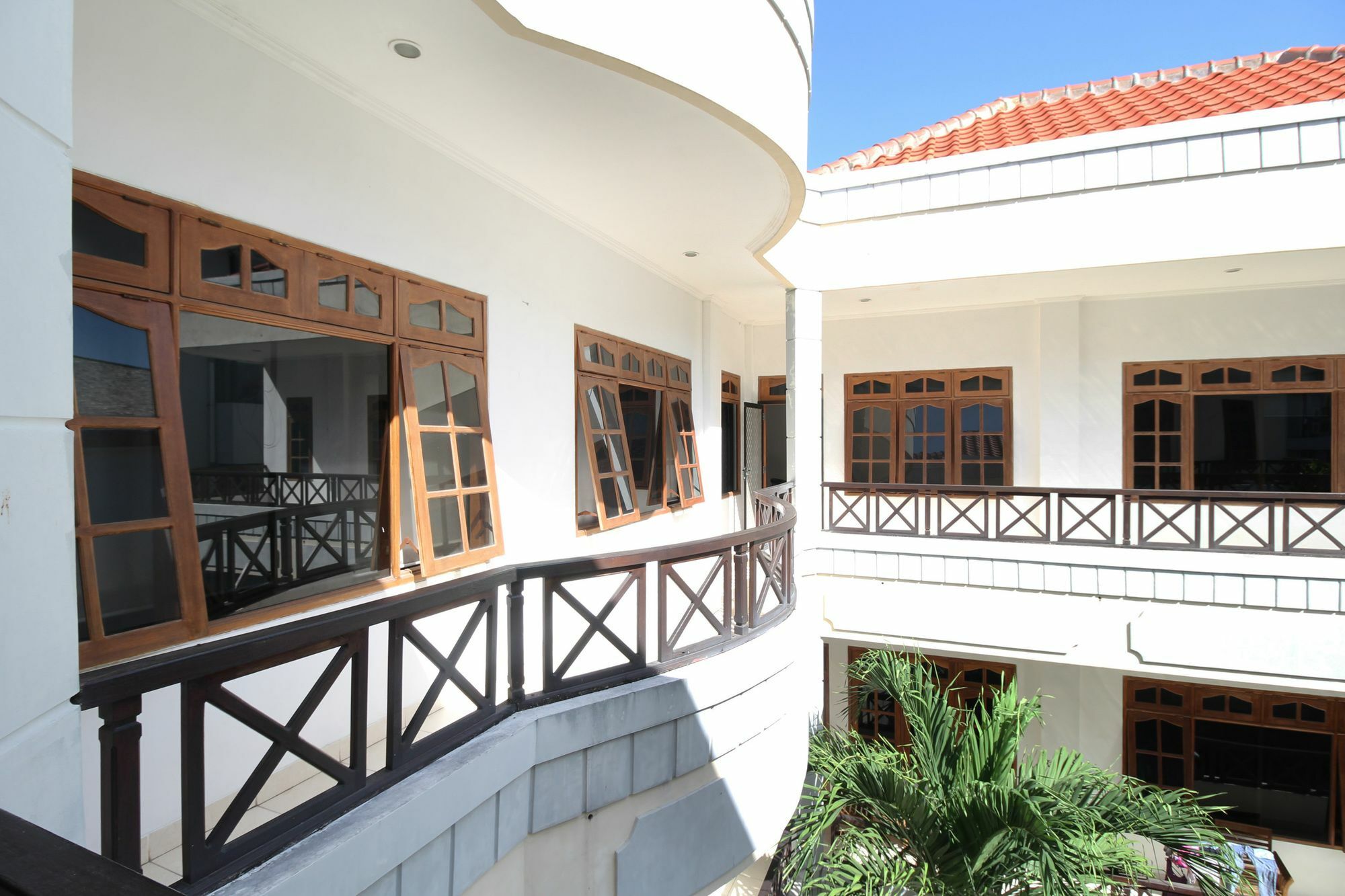 Готель Airy Kartika Plaza Gang Melati 1 Bali Кута Екстер'єр фото